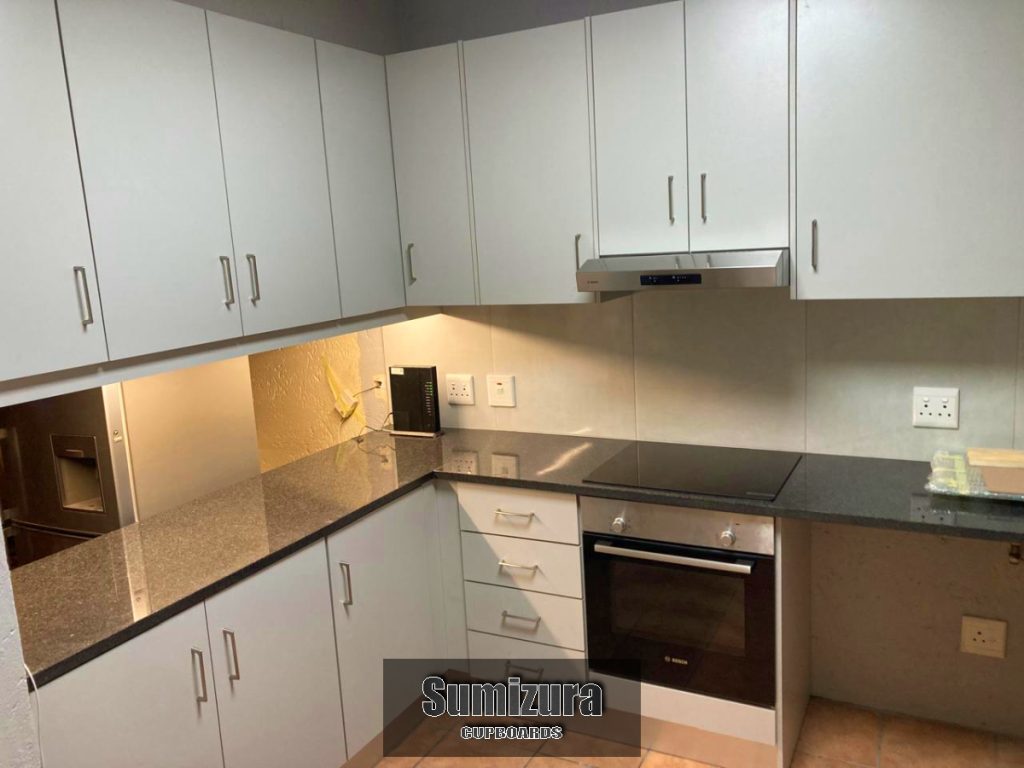 sumizura-cupboards-custom-furniture-Honeydew-Johannesburg-carpenter-local-near-me